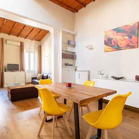 Modern, Bright Near Boboli Gardens & Santo Spirito - Homeunity فلورنس المظهر الخارجي الصورة