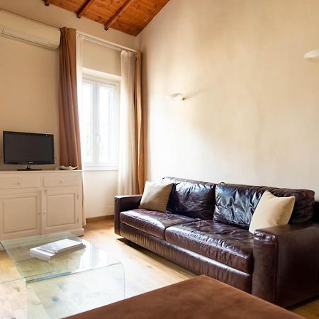 Modern, Bright Near Boboli Gardens & Santo Spirito - Homeunity فلورنس المظهر الخارجي الصورة