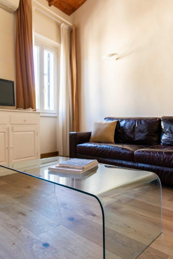 Modern, Bright Near Boboli Gardens & Santo Spirito - Homeunity فلورنس المظهر الخارجي الصورة