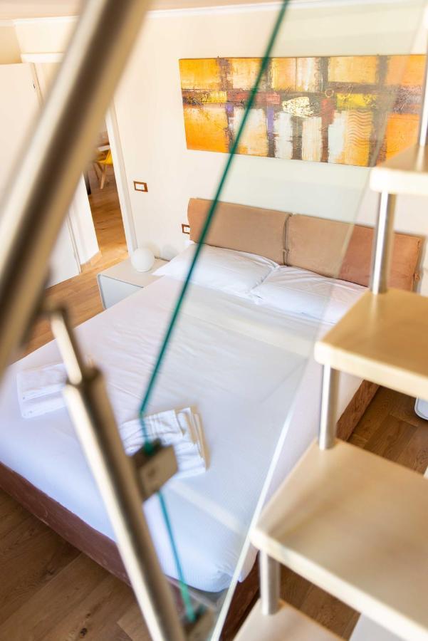 Modern, Bright Near Boboli Gardens & Santo Spirito - Homeunity فلورنس المظهر الخارجي الصورة